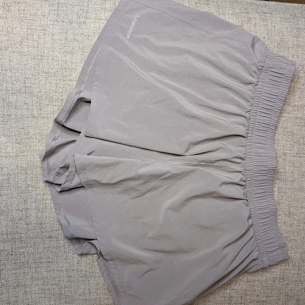 lululemon athletica Women's Gray Shorts - Picture 1 of 5